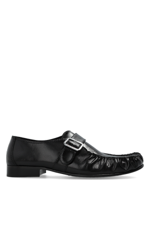 Sapatos de couro tipo loafers