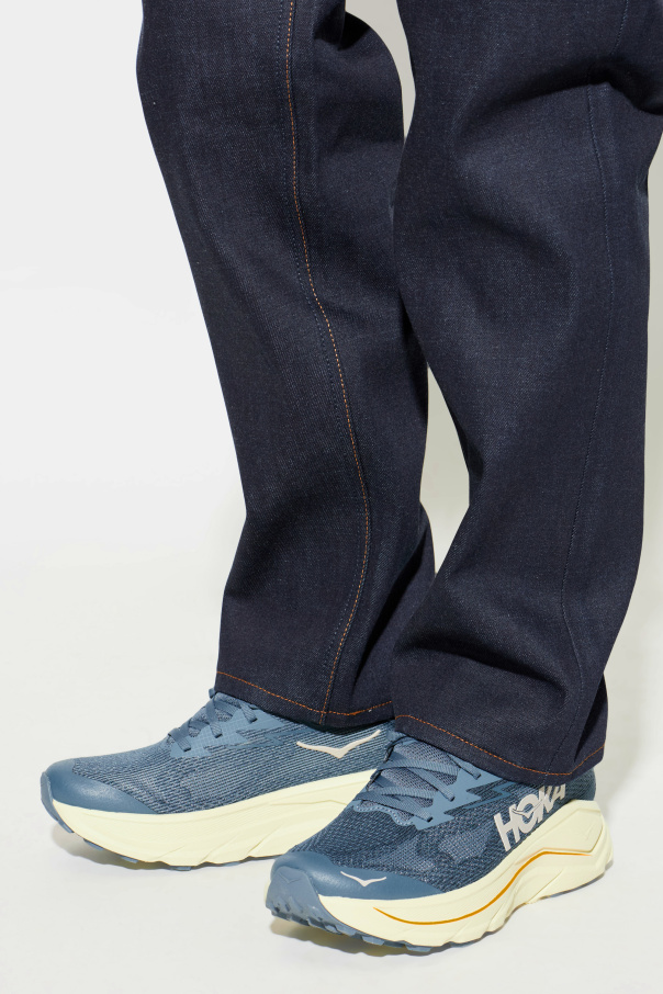 HOKA ‘CHALLENGER 8’ sports shoes