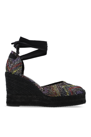Wedge heel shoes