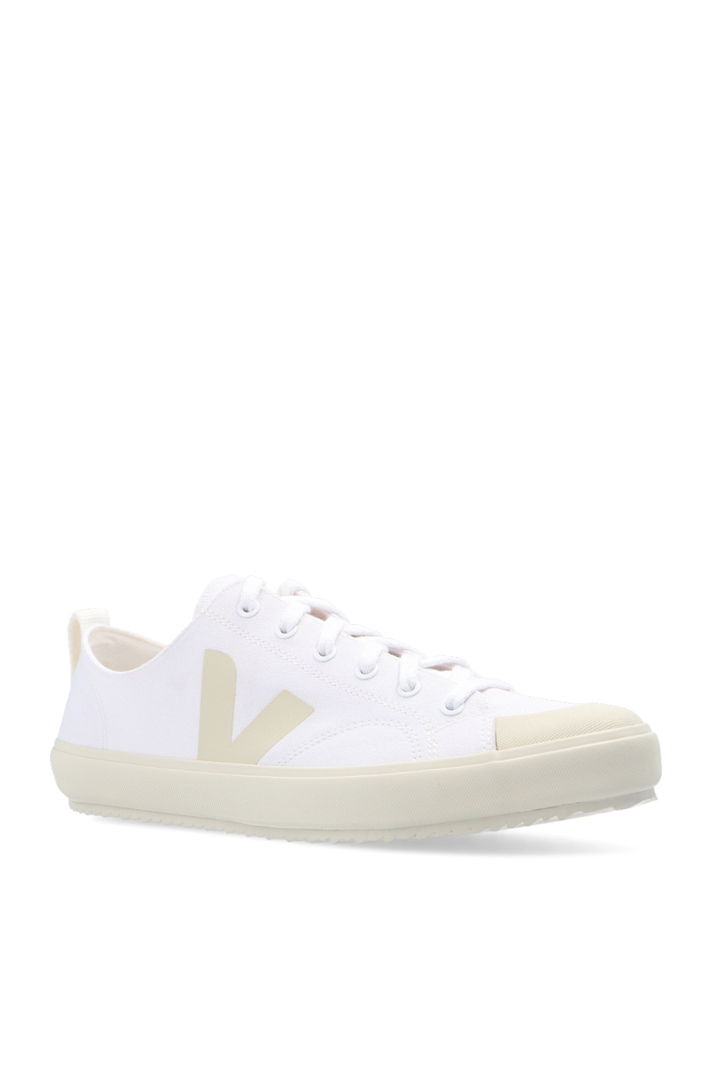 Veja ‘Nova’ sneakers