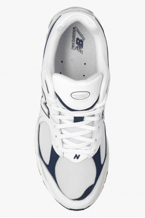 New Balance ‘M2002RHQ’ sneakers