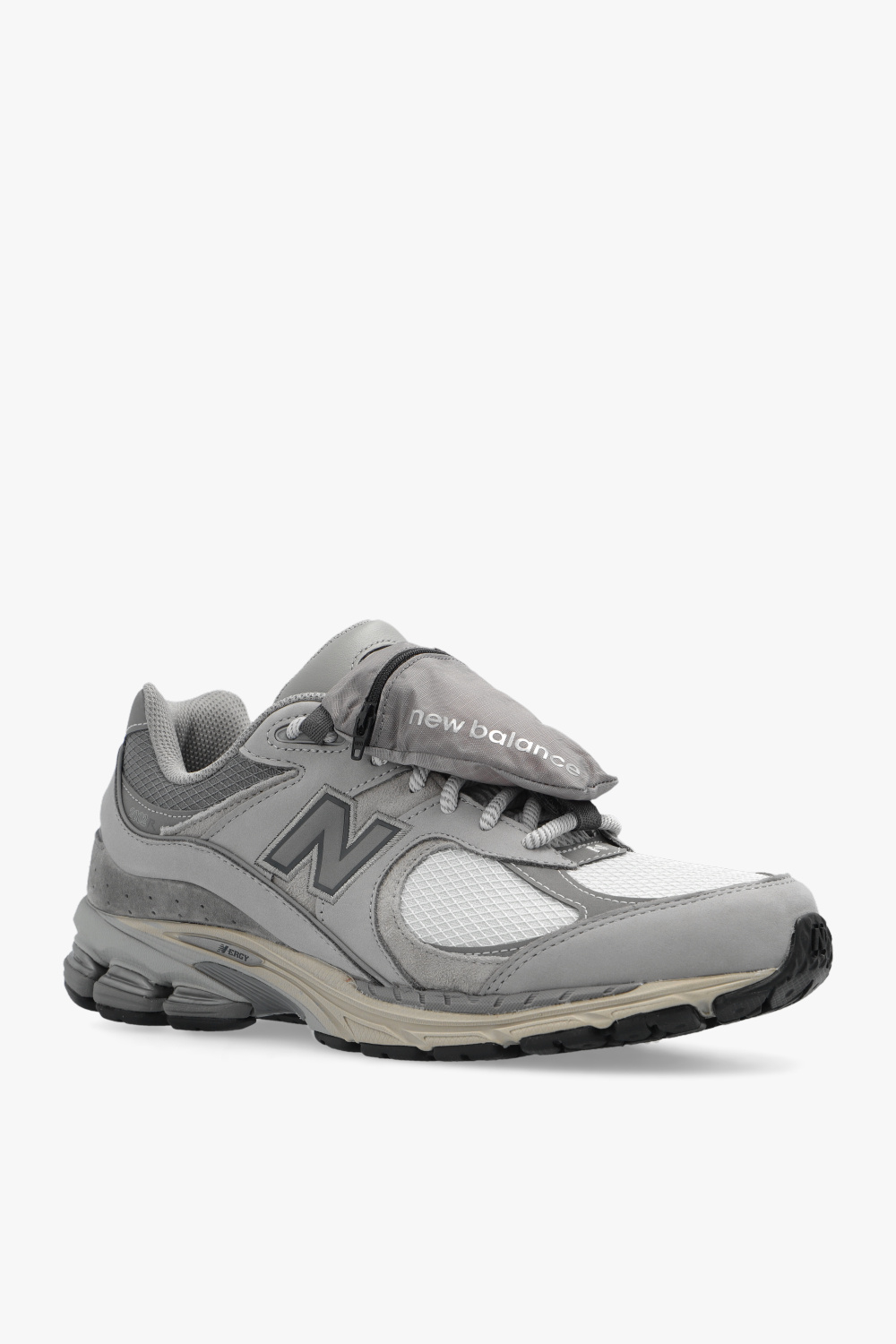 New Balance ‘2002R’ sneakers