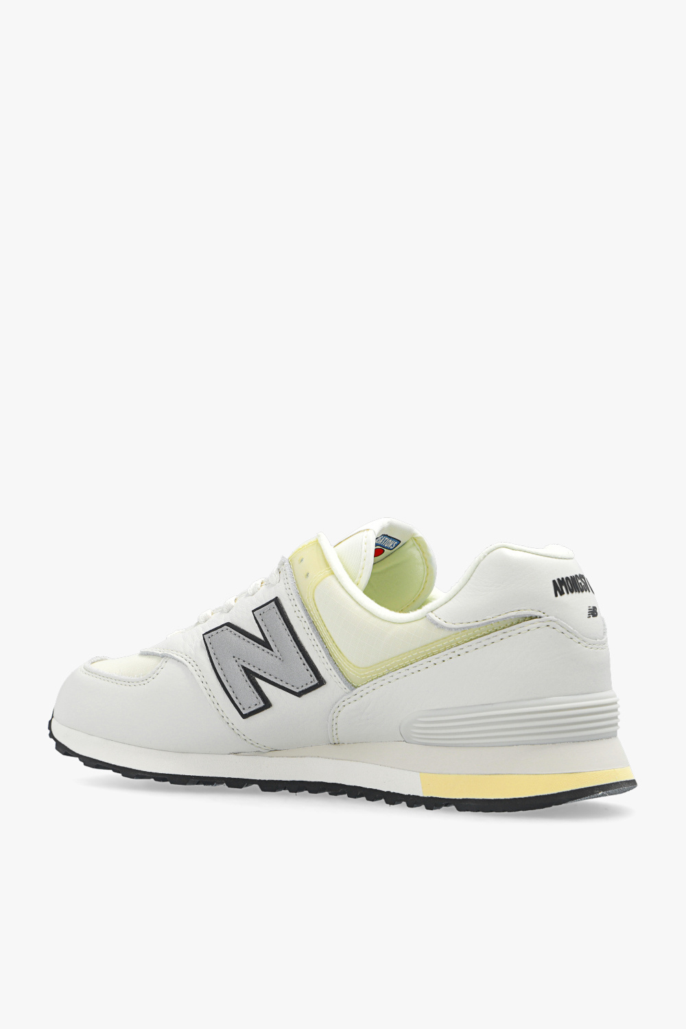 New Balance images of new balance 990 grey green have been released
