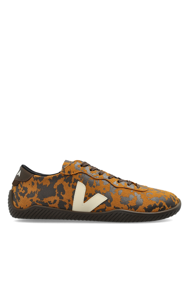 ‘JITSU’ sports shoes od Veja