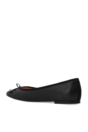 Odissi Bailarinas de cuero