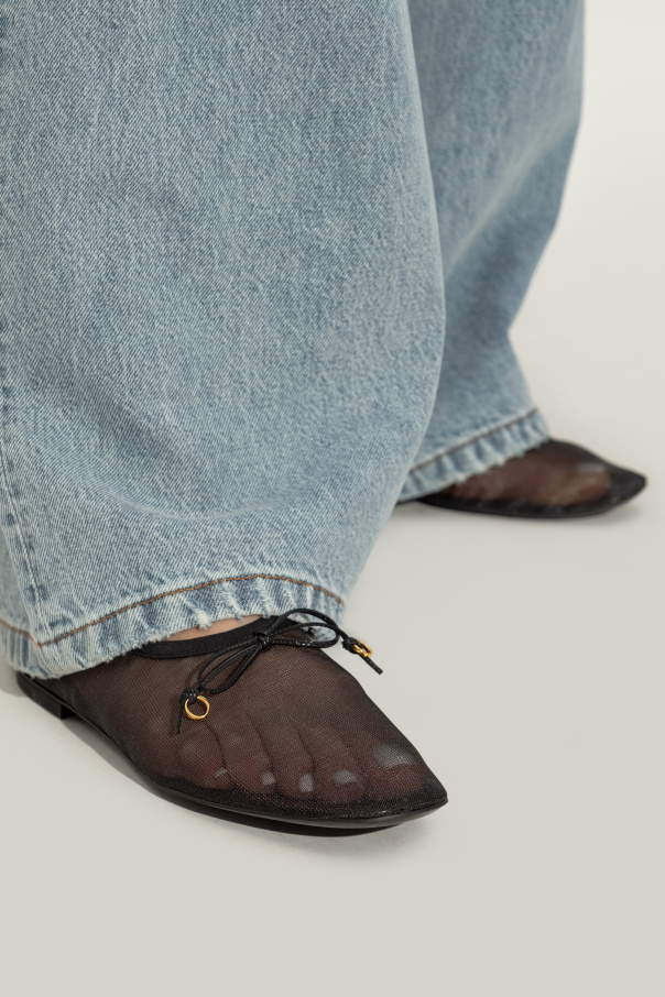 Odissi Ballerinas mit Schleife