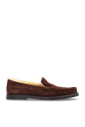Zamszowe buty typu `loafers`