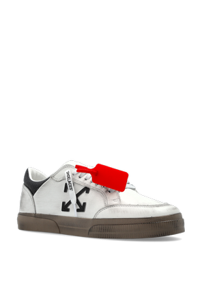 Off-White ‘Vulc Low Worn Out’ Sneakers