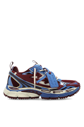 ‘Be Right Back’ sneakers
