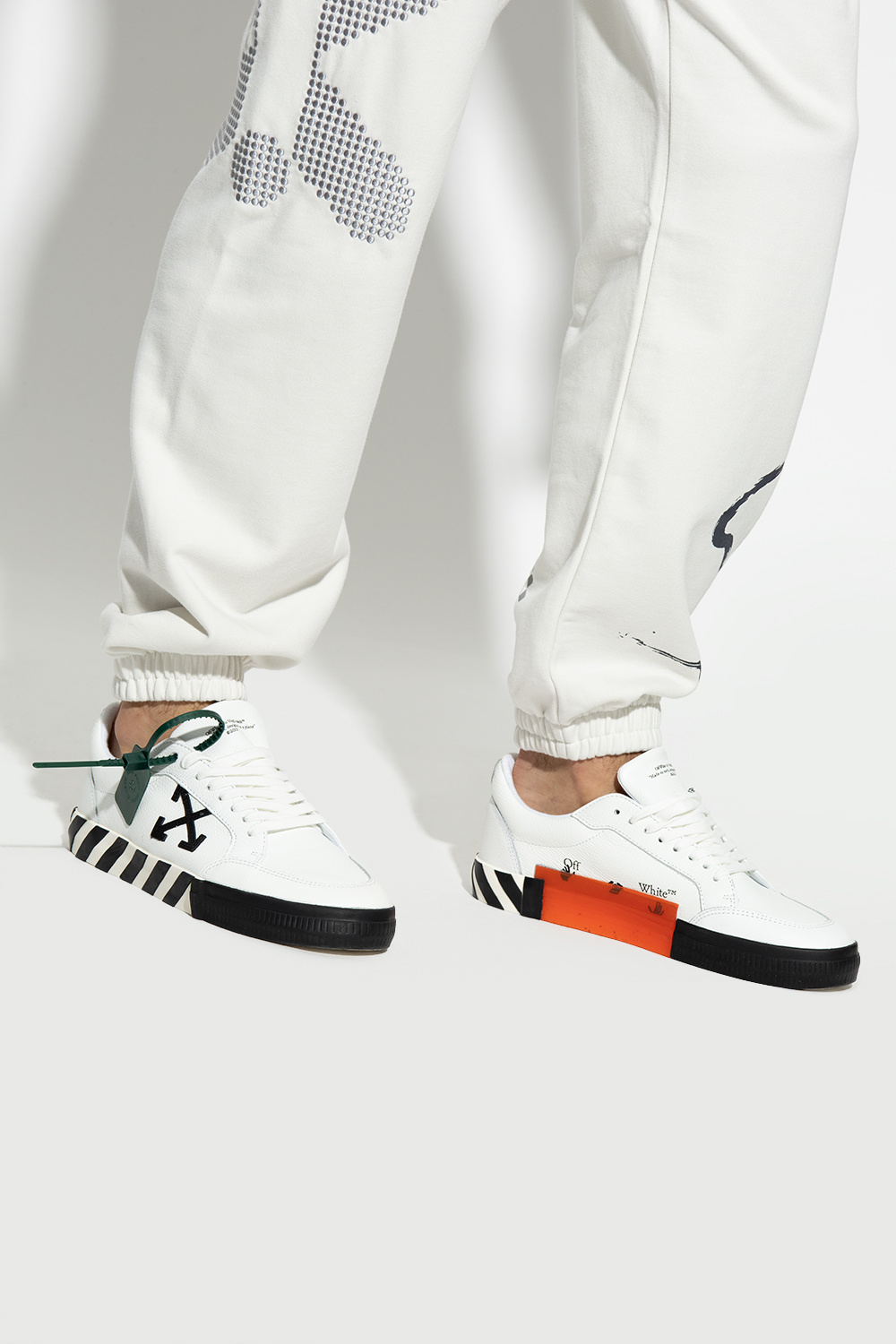 Off-White ‘Low Vulcanized’ sneakers