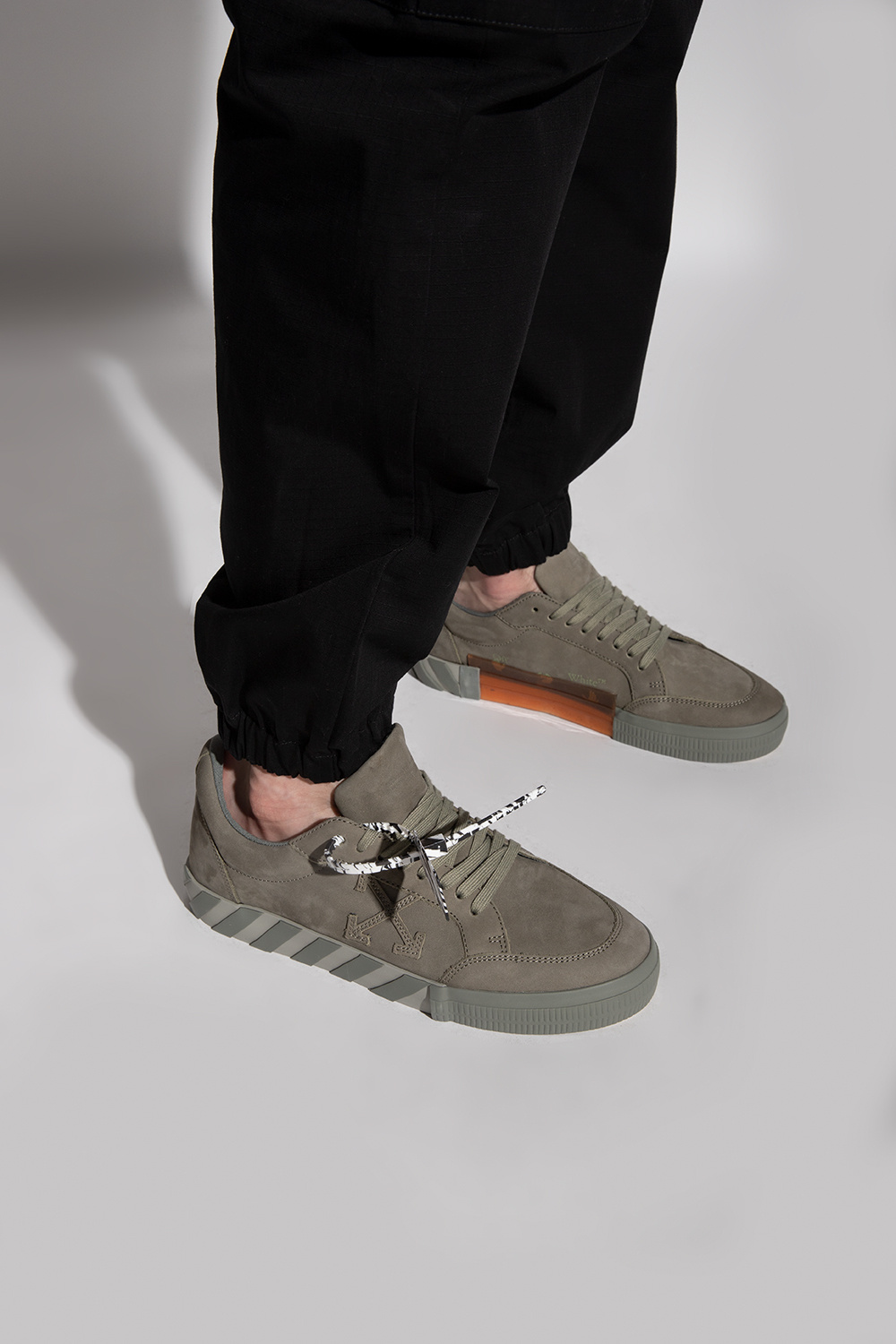 Off-White ‘Low Vulcanized’ sneakers