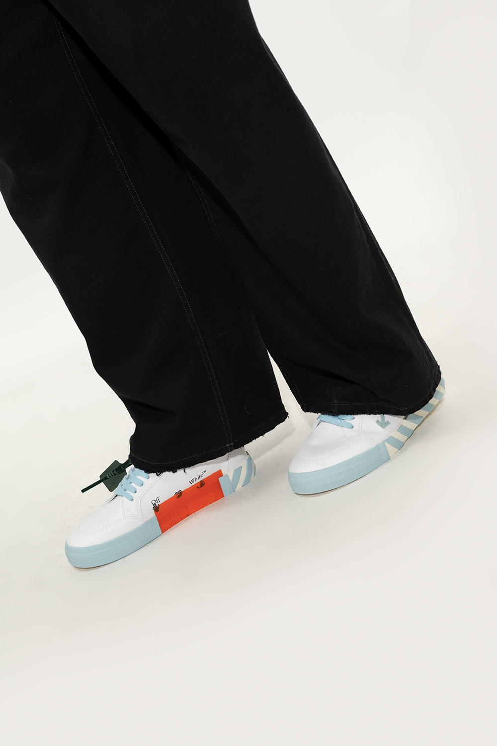 Off-White ‘Vulcanized’ sneakers