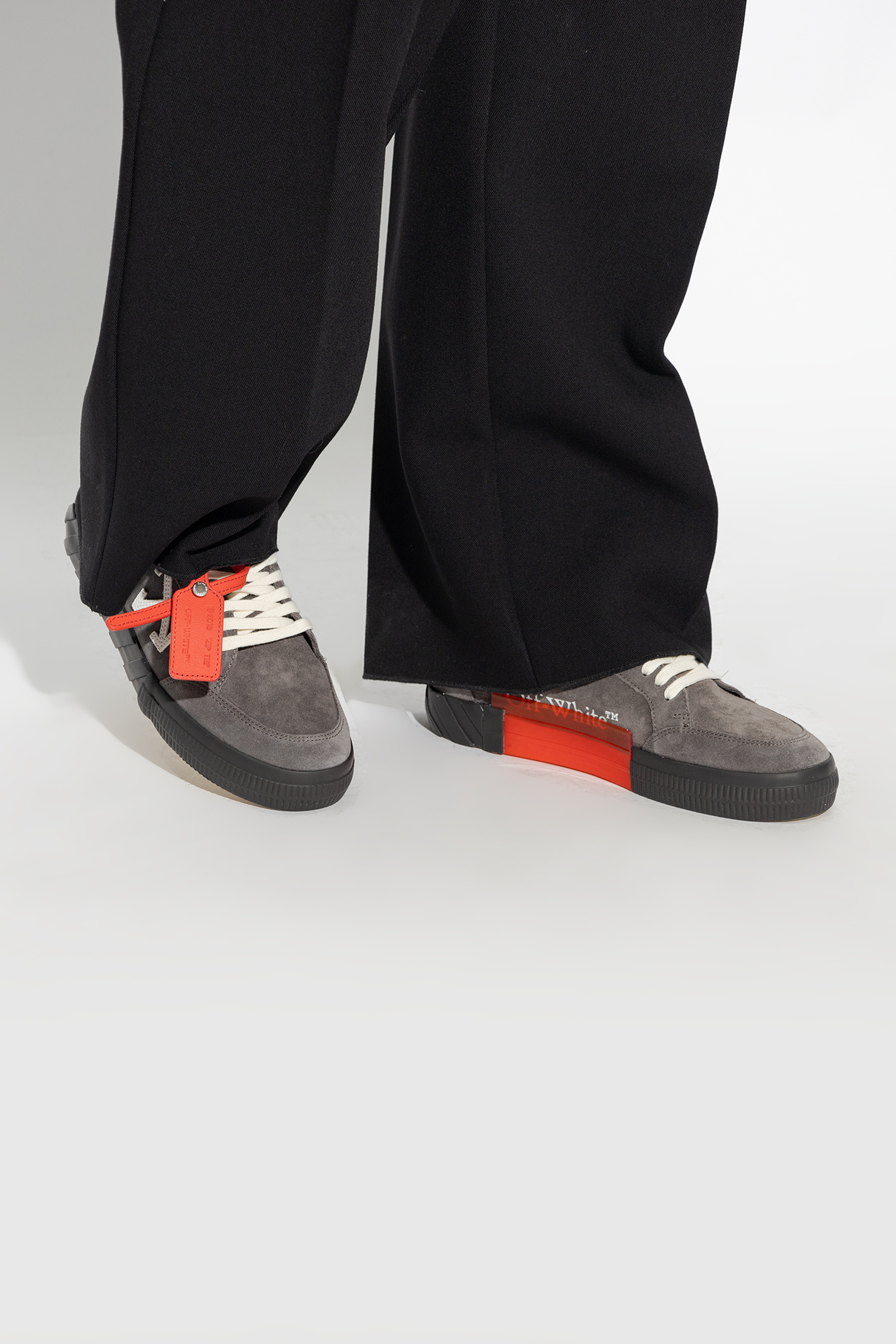 Off-White ‘Vulcanized’ sneakers