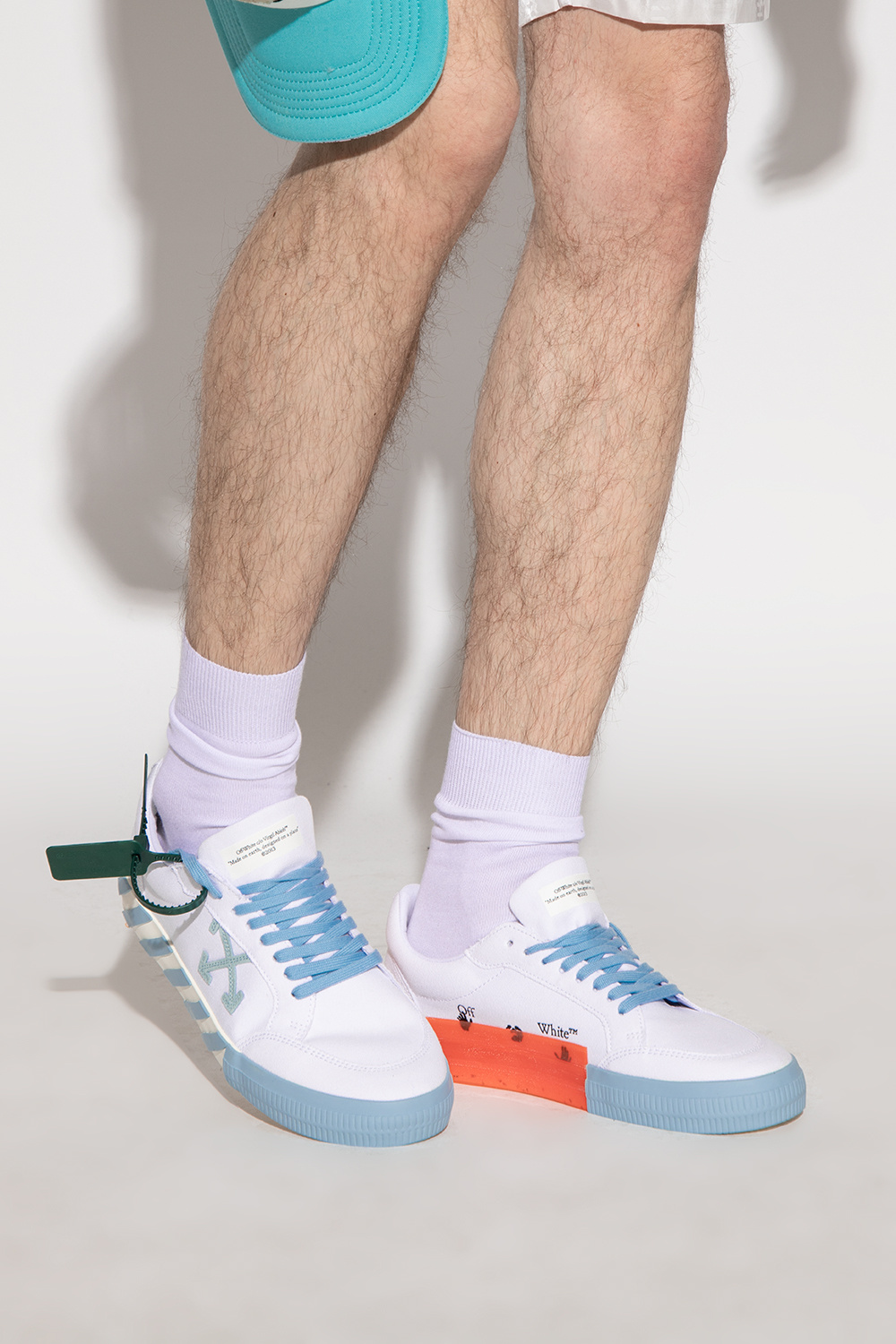 Off-White ‘Low Vulcanized’ sneakers