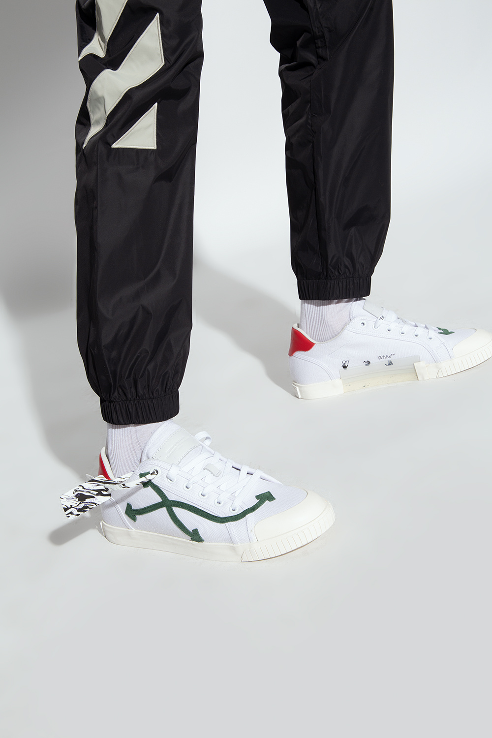 Off-White ‘Melt Arrow Vulcanized’ sneakers