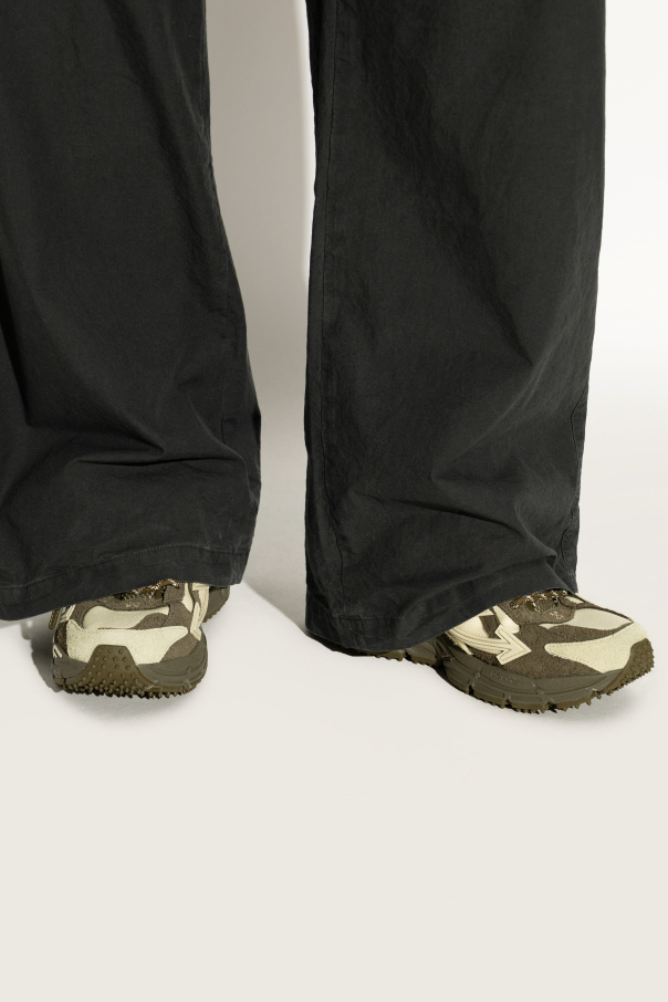 Off-White Sports shoes "OW BE RIGHT BACK"