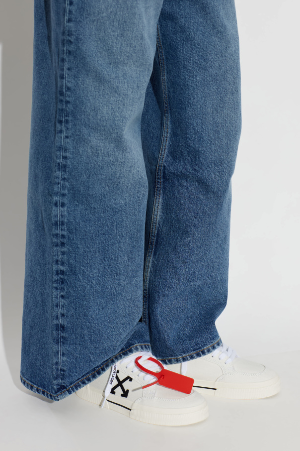 Off-White ‘Vulc Low’ sports shoes