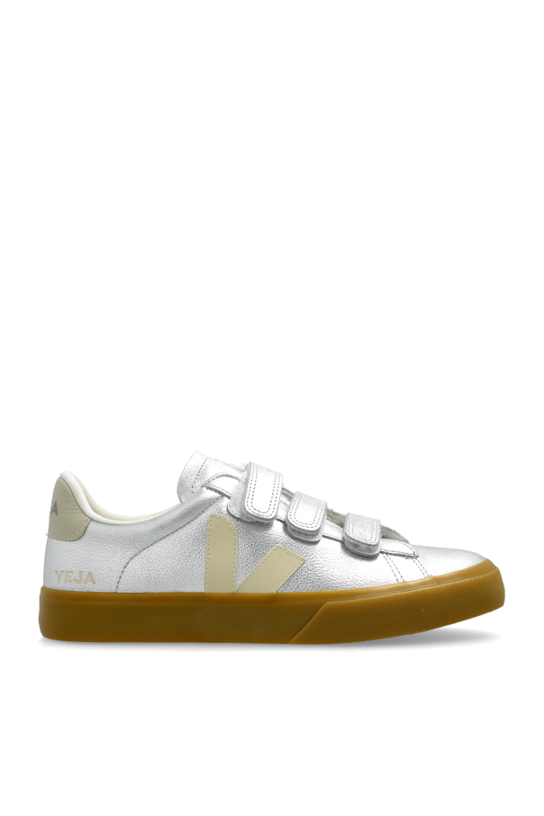 Recife Logo Leather sports shoes od Veja