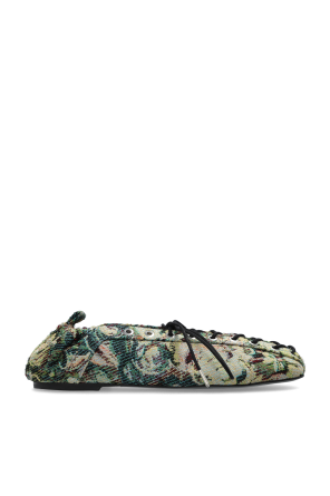 Ballet flats with laces