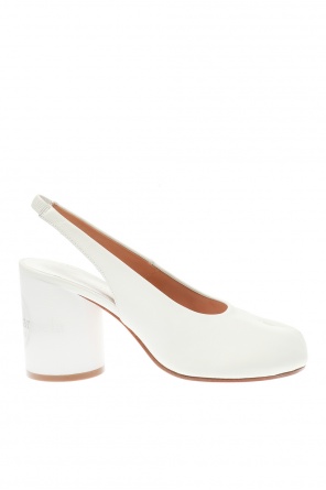 ‘tabi’ peep toe pumps od Maison Margiela