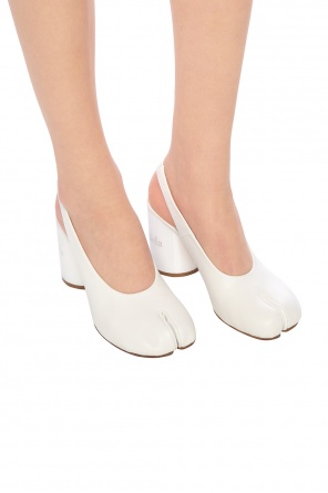 ‘tabi’ peep toe pumps od Maison Margiela