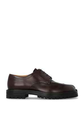 Leather shoes with Tabi toe