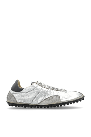 Sports shoes with a metallic finish