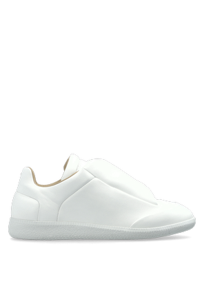 Leather sports shoes
