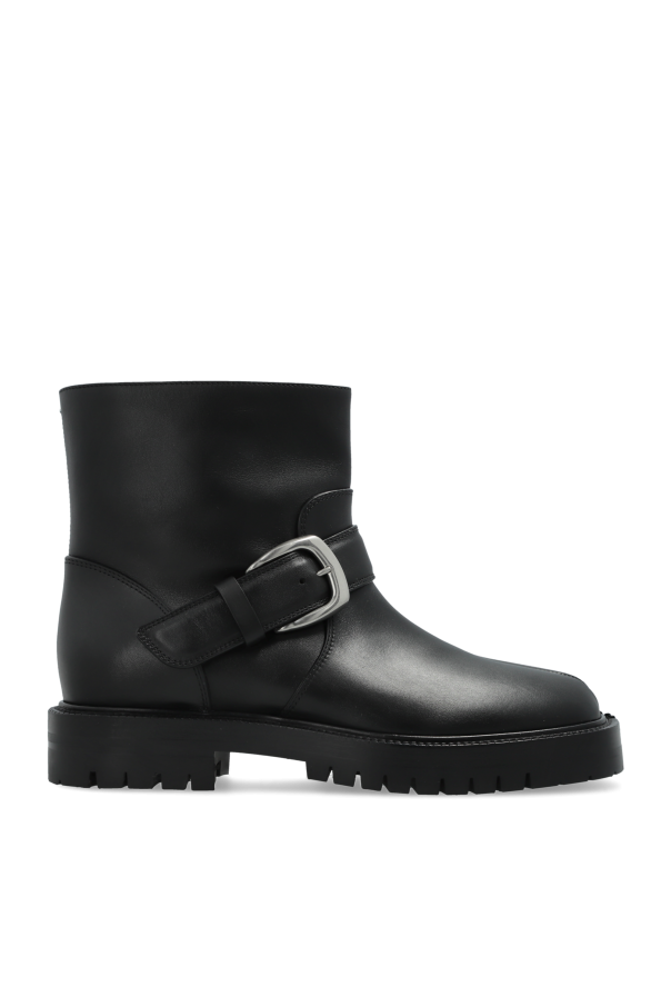 Ankle boots with ‘tabi’ cut-out od Maison Margiela