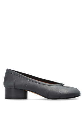 Heeled shoes with 'Tabi' cut-out