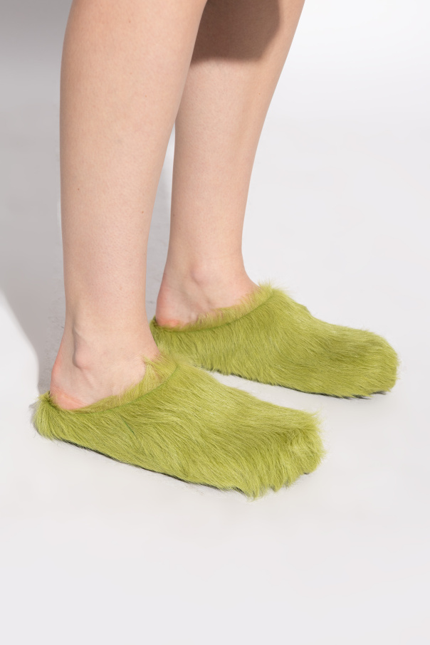 Marni Fussbett slides