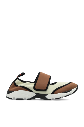 Zapatillas deportivas 