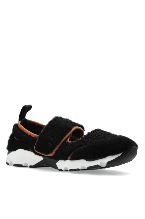 Marni Buty z logo