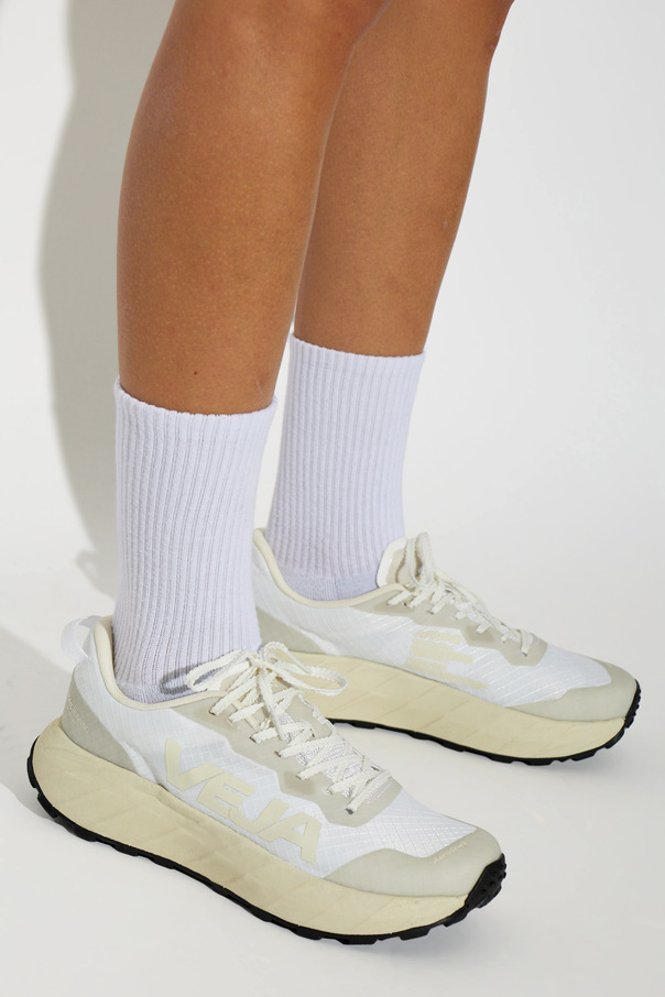 Veja ‘HARPIE TRAIL AEROSHELL’ sports shoes