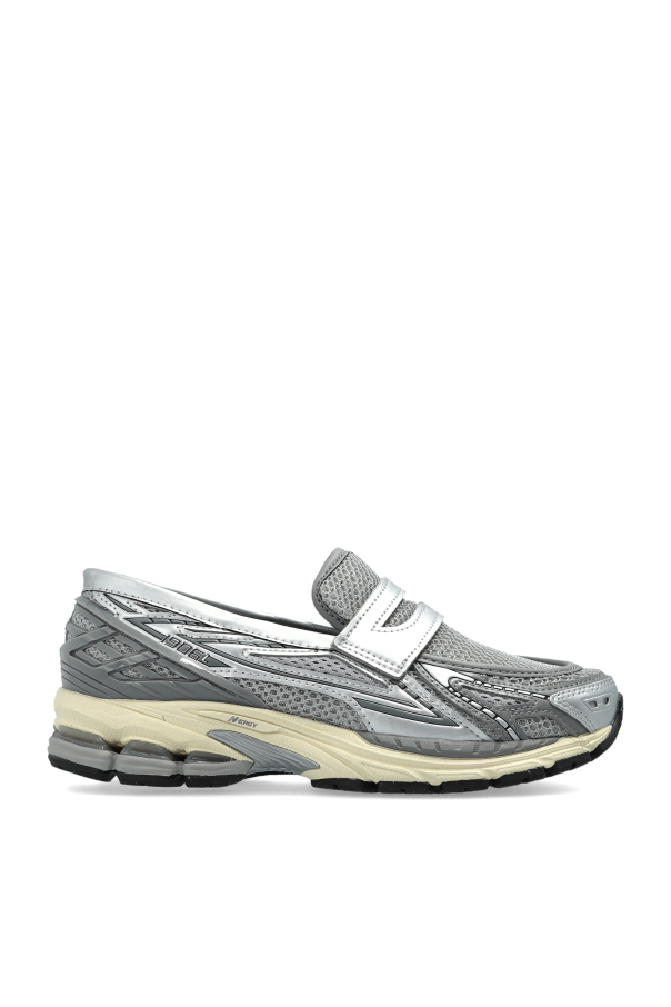 Sports shoes `U1906LAE` od New Balance