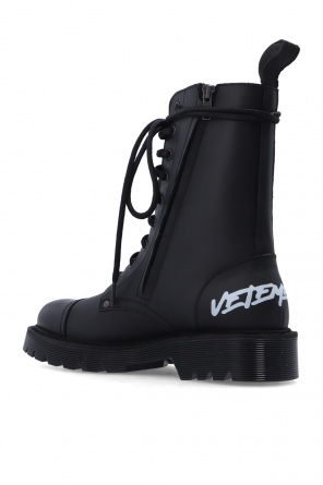 VETEMENTS Leather shoes with logo