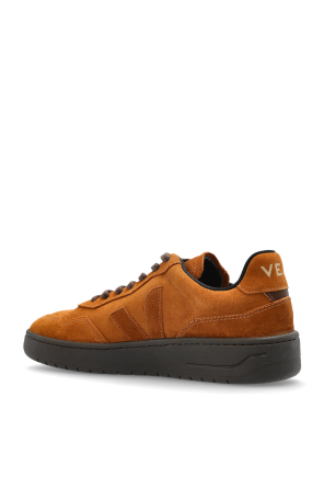 Veja Sports shoes `V-90 SUEDE`