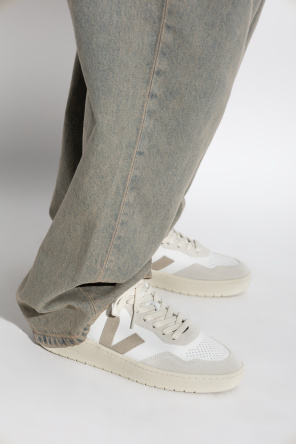 Sports shoes "v-90 o.t. leather" od Veja