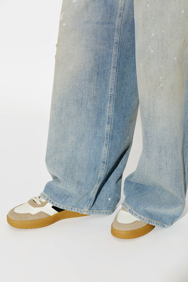 Veja ‘V-90 O.T. LEATHER’ sports shoes