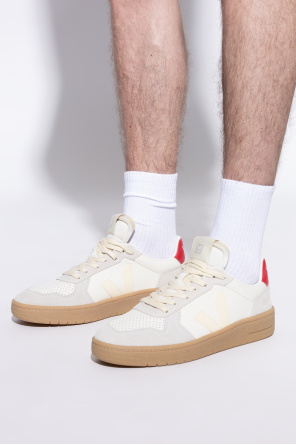 Sports shoes "v-82" od Veja