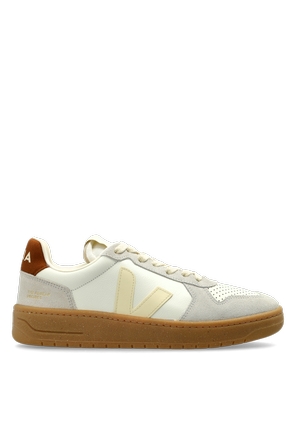 Sports shoes ‘V-82’