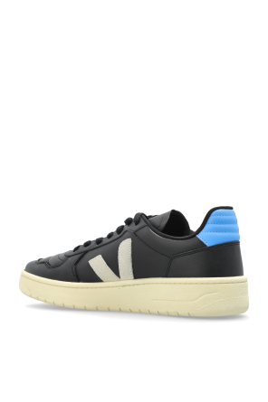 Veja "V-82 II" sports shoes