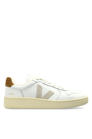 Sports shoes `V-82 II`