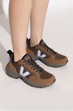 Sports shoes "venturi ii alveomesh" od Veja