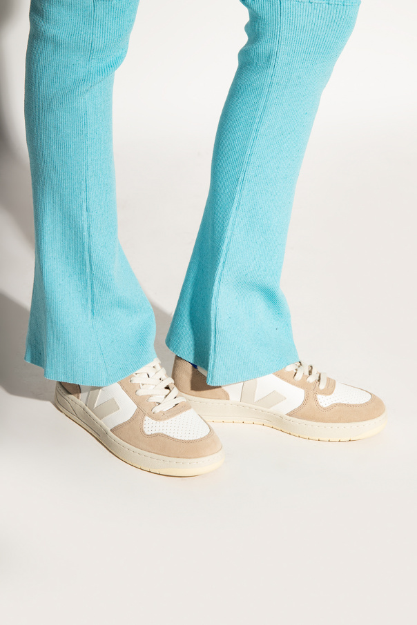 Veja ‘V-10’ sneakers