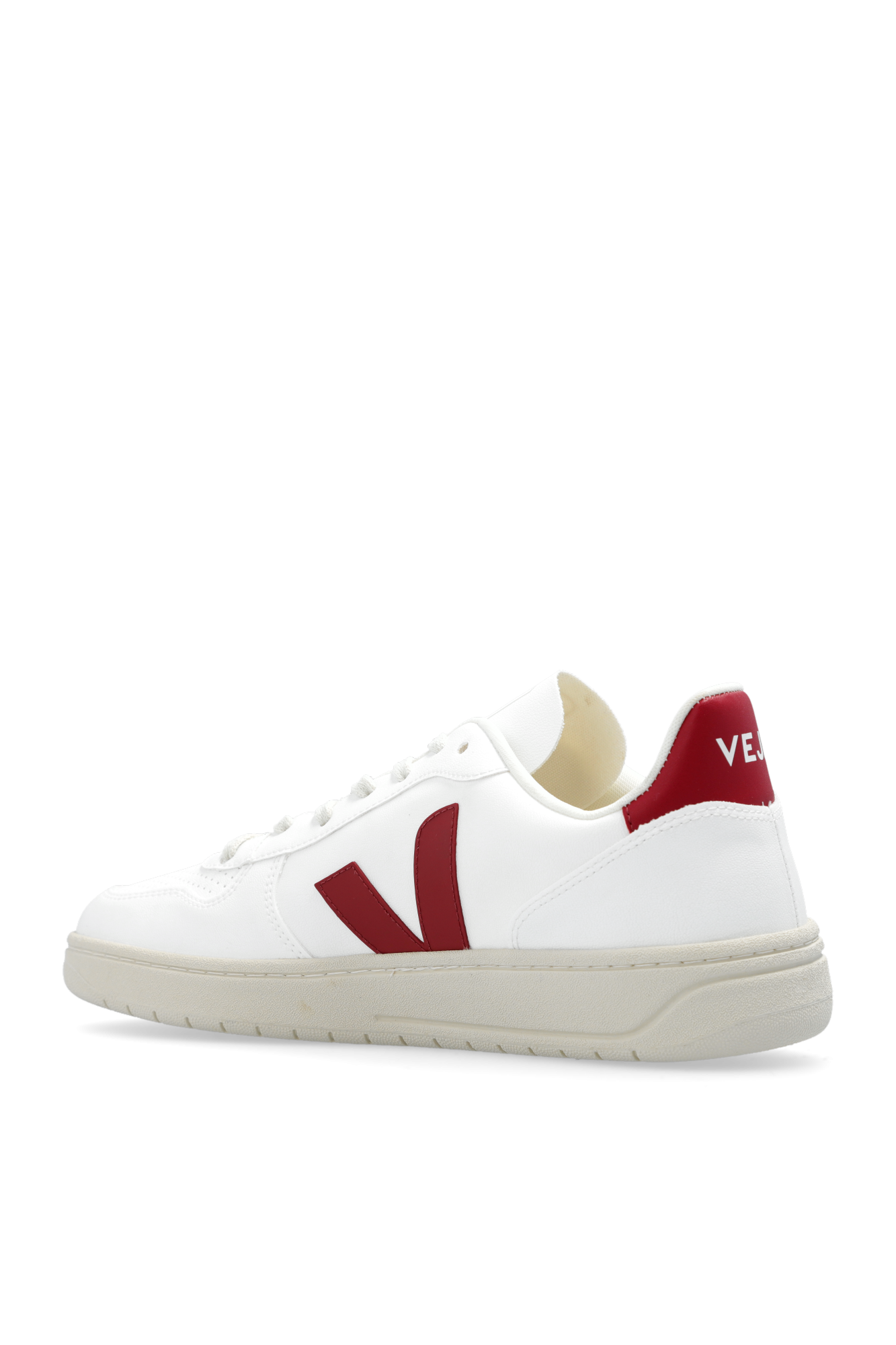 veja with ‘V-10 CWL’ sneakers