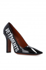 VETEMENTS ‘Boomerang’ pumps