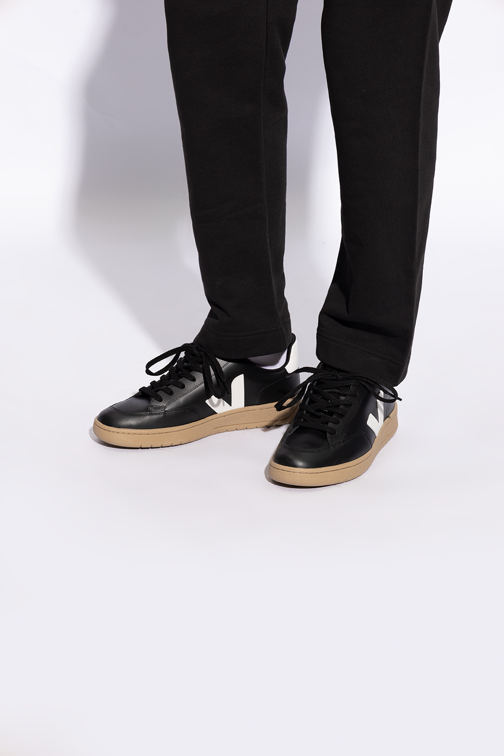 Veja ‘V-12 Leather’ sneakers