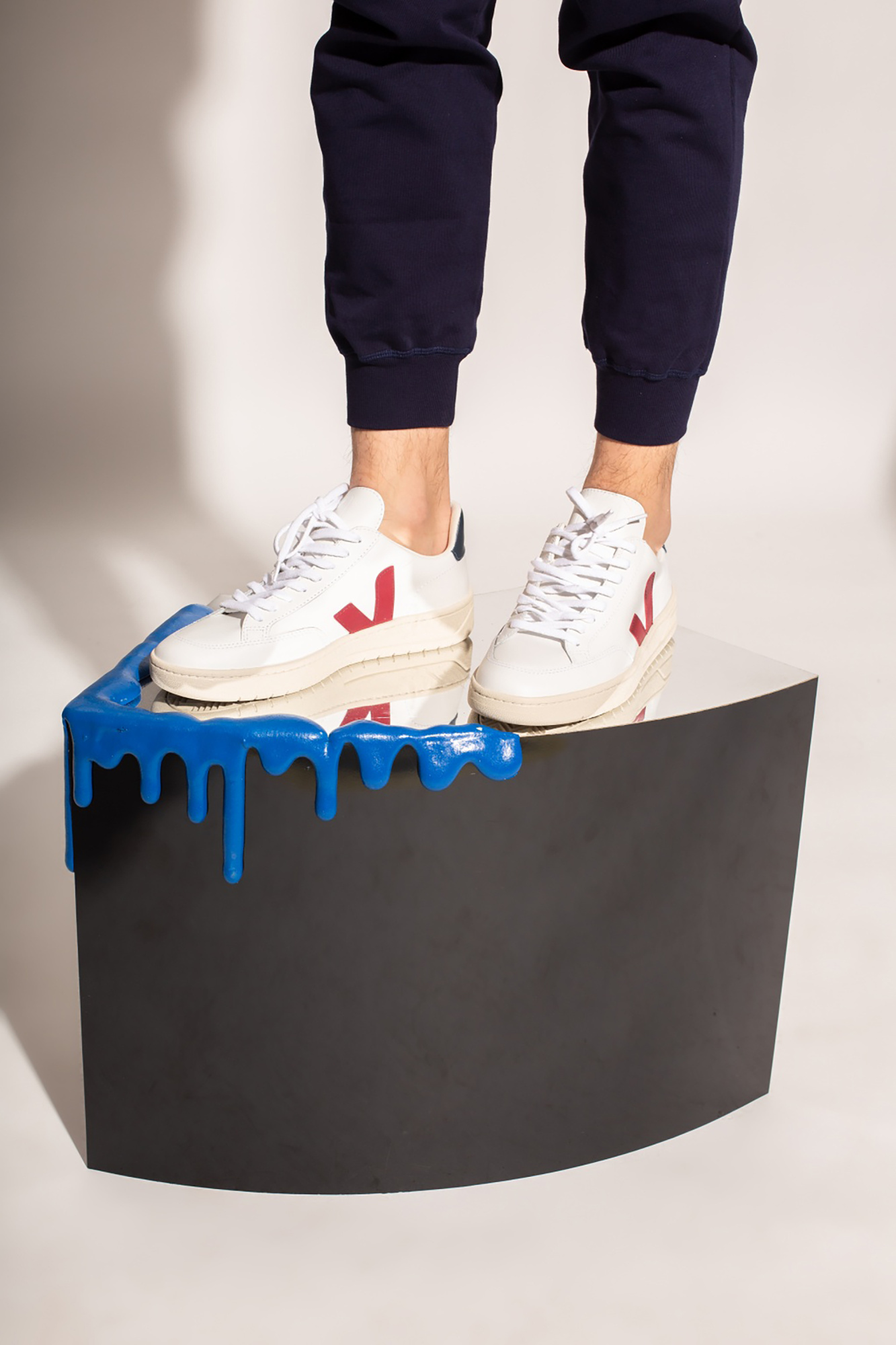 Veja ‘V-12’ sneakers