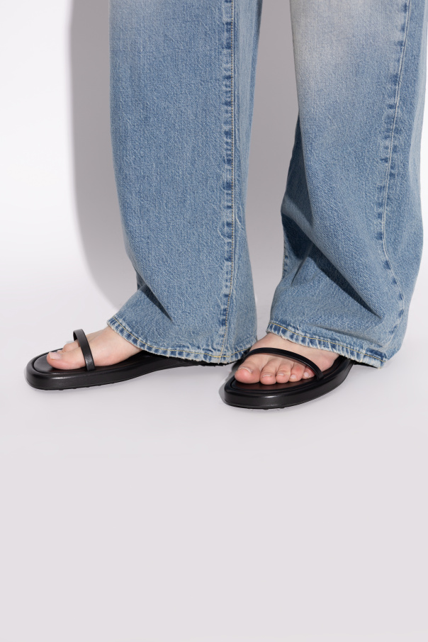 Tod’s Leather sandals